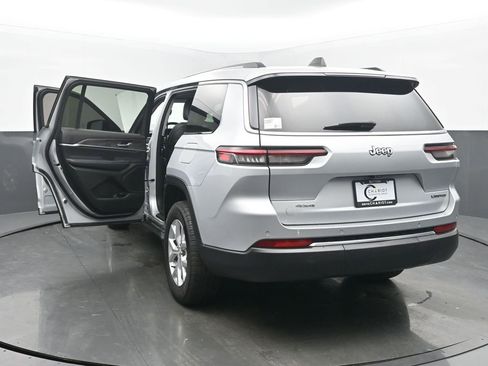 Used 2023 Jeep Grand Cherokee L Limited w/ Trailer Tow Group (B) image 58