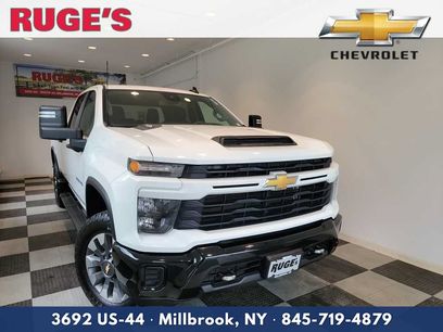 Used 2024 Chevrolet Silverado 2500 Custom w/ Custom Value Package