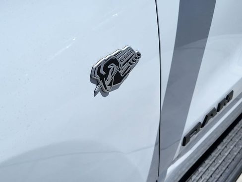 New 2026 RAM 1500 Express AWD/4WD image 8