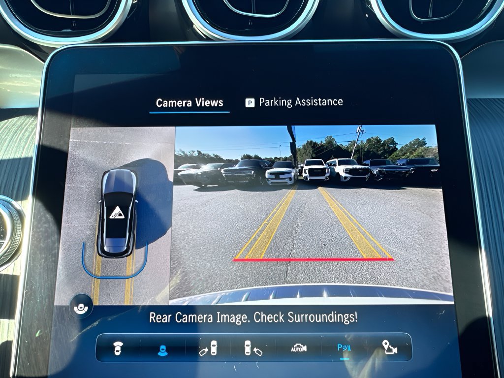 Used 2024 Mercedes-Benz GLC 300 4MATIC image 19