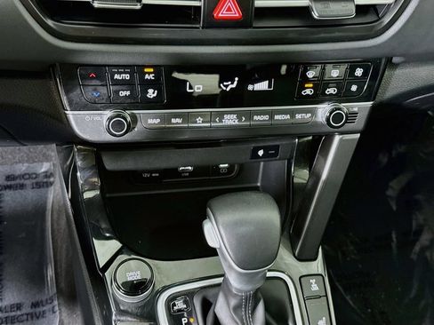 Used 2025 Kia Seltos EX AWD/4WD image 8