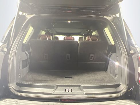 Used 2024 Ford Expedition Limited image 34