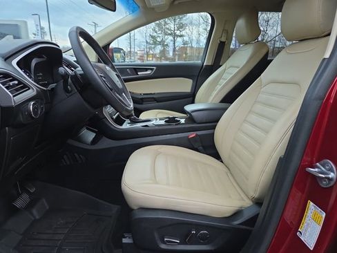 Used 2018 Ford Edge SEL w/ Equipment Group 201A image 10