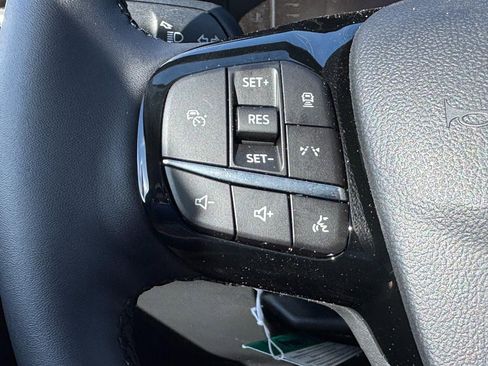 New 2025 Ford Escape SE w/ Class II Trailer Tow Package image 14