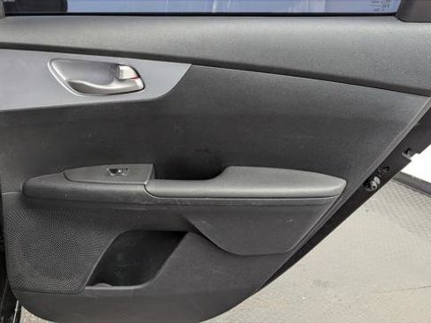 Used 2024 Kia Forte LXS FWD image 19