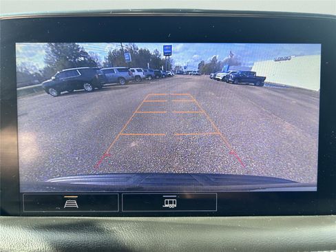 Used 2021 Chevrolet Suburban LS image 42