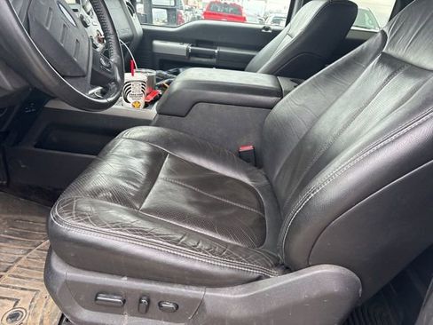 Used 2015 Ford F250 Lariat w/ Chrome Package image 7