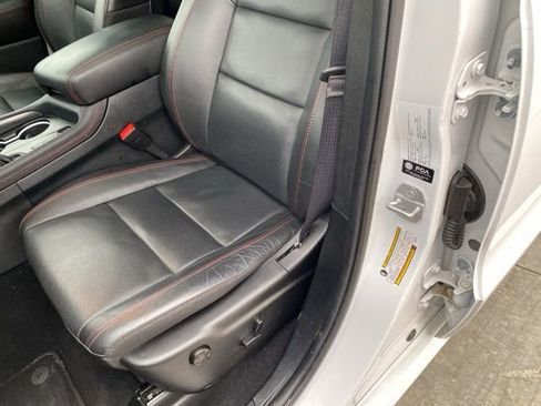 Used 2025 Dodge Durango R/T w/ Blacktop Package AWD/4WD image 20