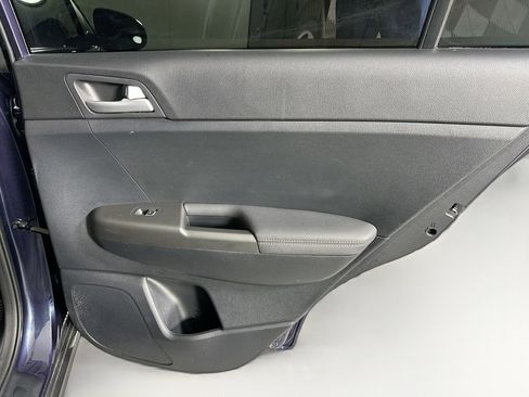 Used 2022 Kia Sportage LX image 28