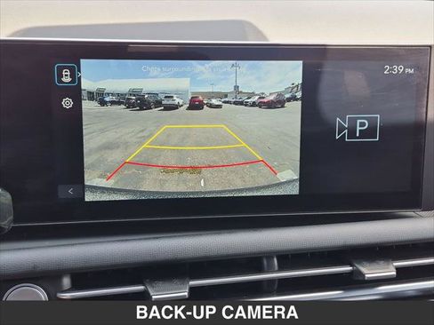 Used 2025 Hyundai Santa Cruz SEL FWD image 14