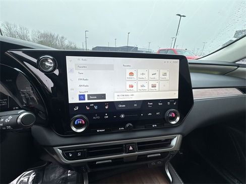 Used 2025 Lexus RX 350 image 16