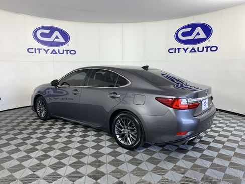 Used 2018 Lexus ES 350 w/ Navigation System Package FWD image 5