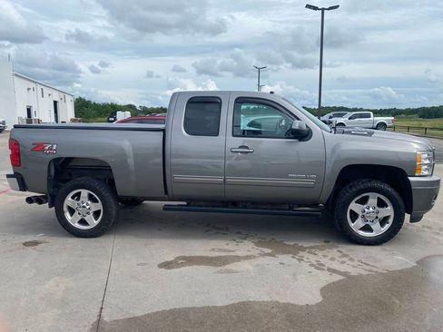 Used 2013 Chevrolet Silverado 2500 LT w/ Z71 Appearance Package AWD/4WD image 6
