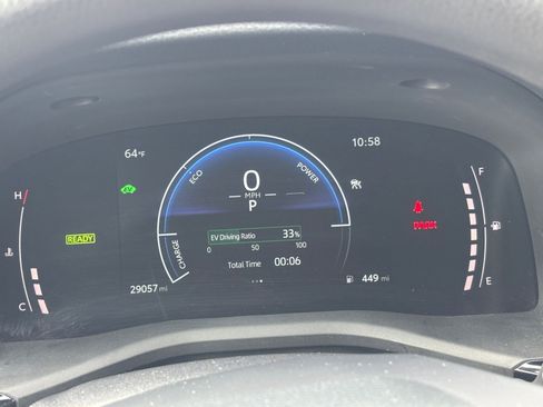 Used 2025 Toyota Camry LE image 40