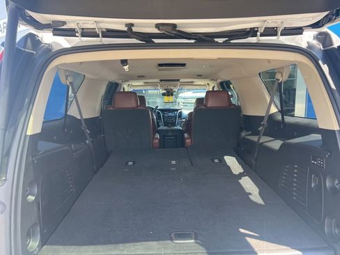 Used 2020 Cadillac Escalade ESV Premium Luxury RWD image 10