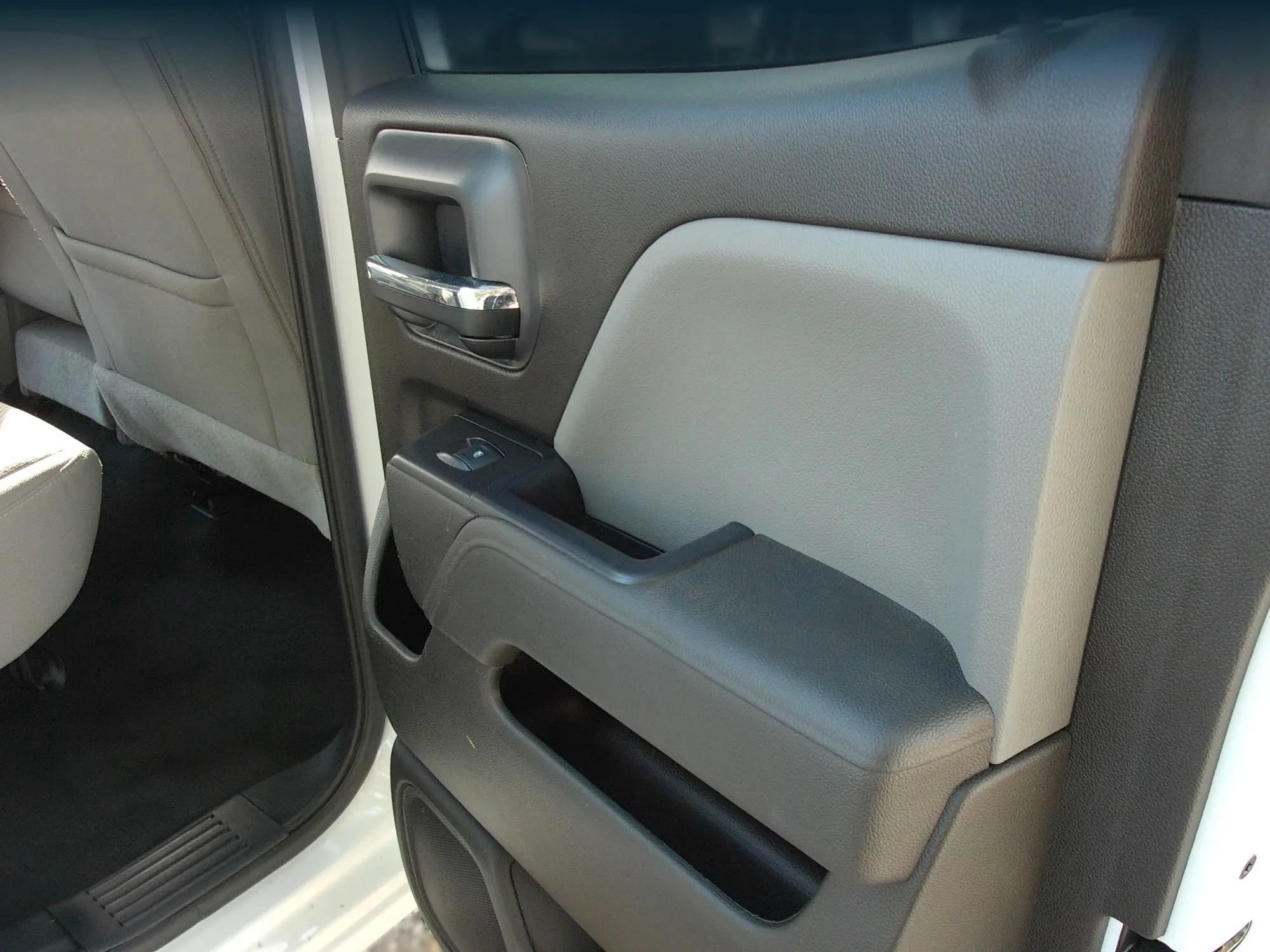 Used 2019 Chevrolet Silverado 1500 Custom w/ Custom Convenience Package AWD/4WD image 31