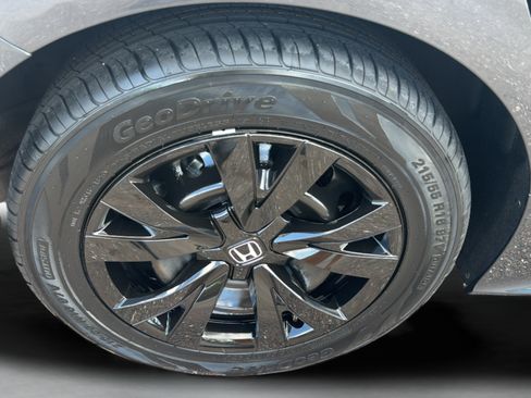 Certified 2024 Honda Civic LX image 33