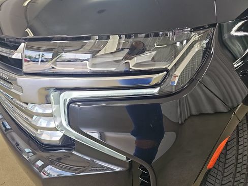 Certified 2023 Chevrolet Tahoe High Country AWD/4WD image 39