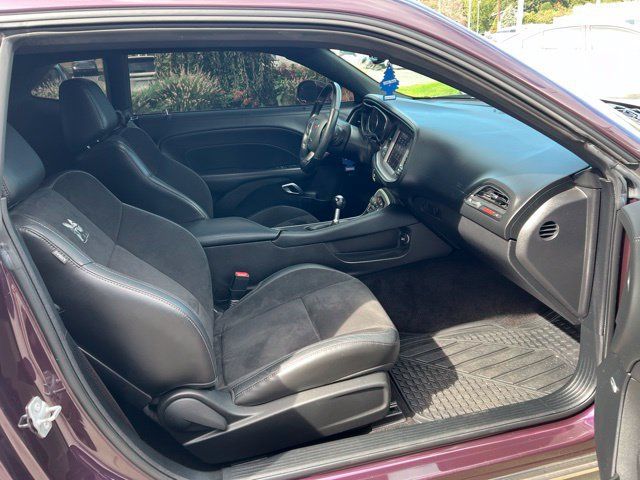 Used 2022 Dodge Challenger R/T Scat Pack w/ Dynamics Package RWD image 28