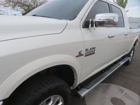 Used 2017 RAM 2500 Laramie w/ Convenience Group AWD/4WD image 8