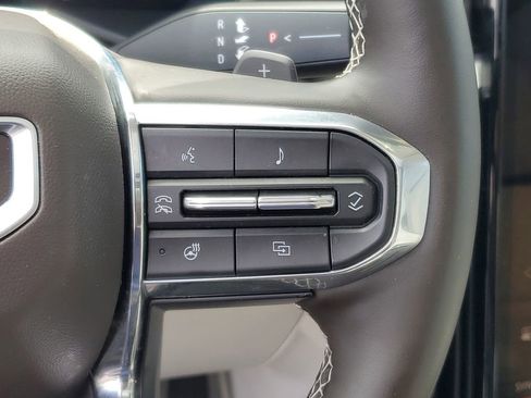 Used 2024 GMC Acadia Denali w/ Super Cruise Package AWD/4WD image 15