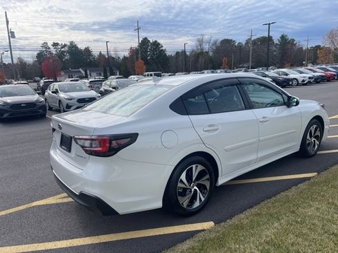 Used 2025 Subaru Legacy Premium image 5