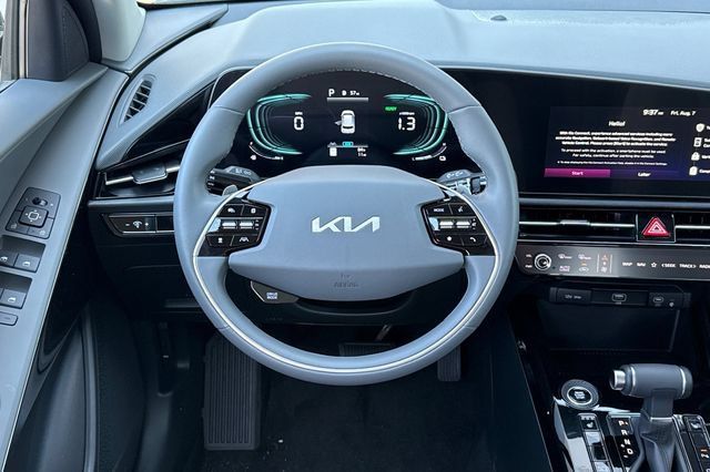 New 2026 Kia Niro EX FWD image 17