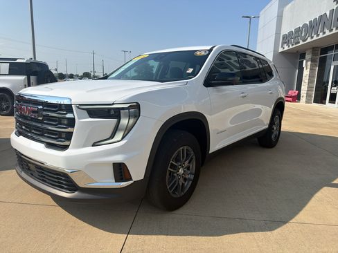 Used 2025 GMC Acadia Elevation FWD image 10