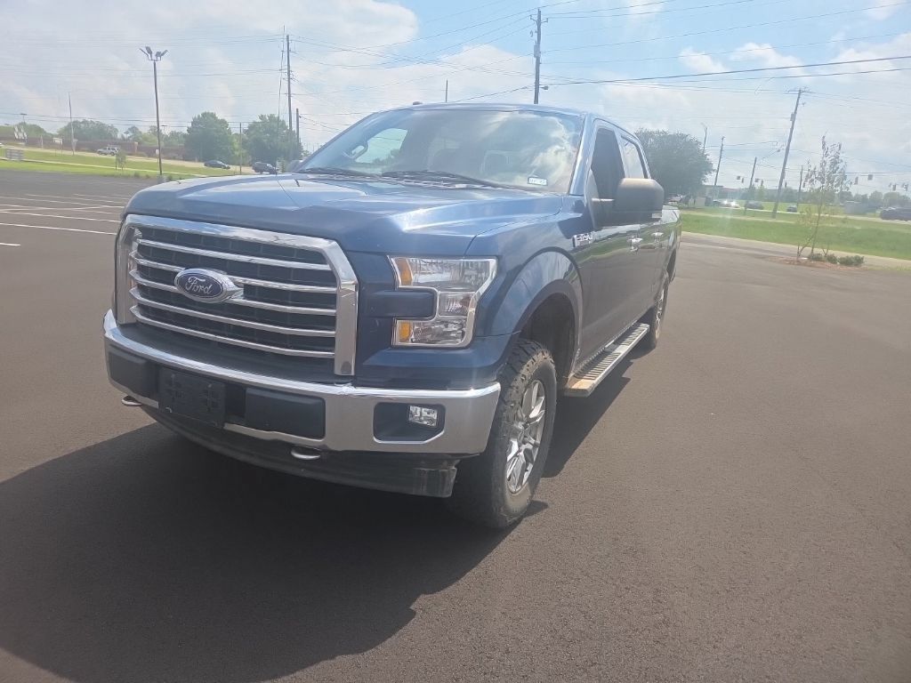 Used 2017 Ford F150 XLT w/ Equipment Group 302A Luxury AWD/4WD image 3