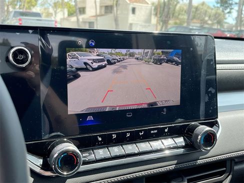 New 2025 Chevrolet Colorado LT w/ Advanced Trailering Package image 15
