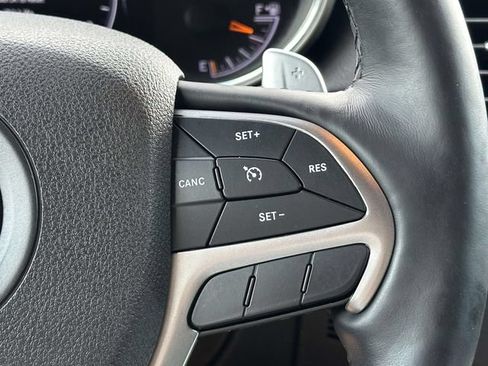 Used 2017 Jeep Grand Cherokee Altitude AWD/4WD image 27