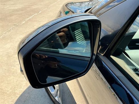 Used 2020 Land Rover Discovery Sport S image 14