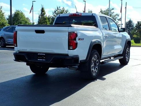 Used 2024 Chevrolet Colorado Z71 w/ Z71 Convenience Package 2 AWD/4WD image 4