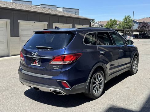 Used 2017 Hyundai Santa Fe Limited w/ Cargo Package AWD/4WD image 7