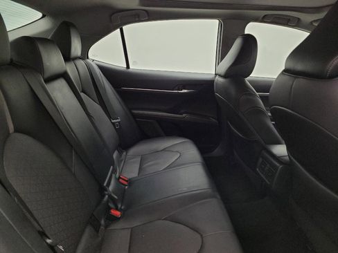 Used 2021 Toyota Camry XSE FWD image 19