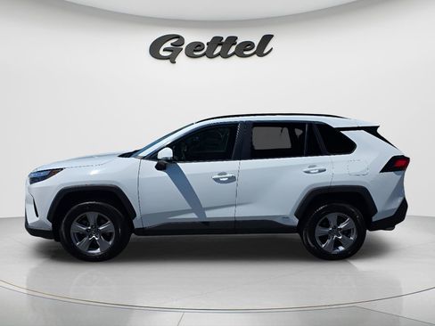 Used 2023 Toyota RAV4 XLE image 7