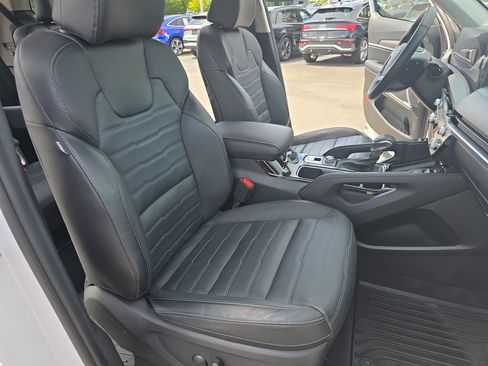 Used 2023 Kia Telluride SX Prestige AWD/4WD image 10