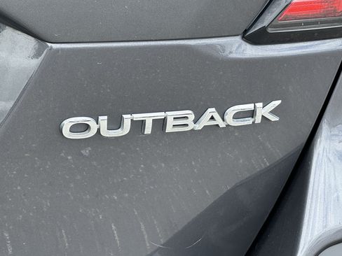 Used 2022 Subaru Outback Limited AWD/4WD image 28