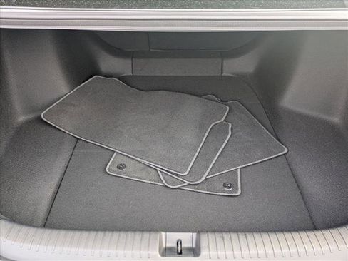 Used 2025 Honda Accord SE image 6