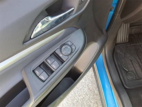 Used 2022 Chevrolet Bolt EUV LT w/ Convenience Package image 20