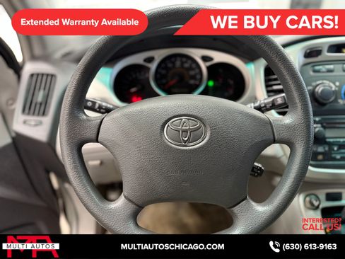 Used 2005 Toyota Highlander Limited image 25