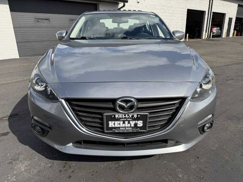 Used 2016 MAZDA MAZDA3 i Touring w/ Popular Equipment Package FWD image 5