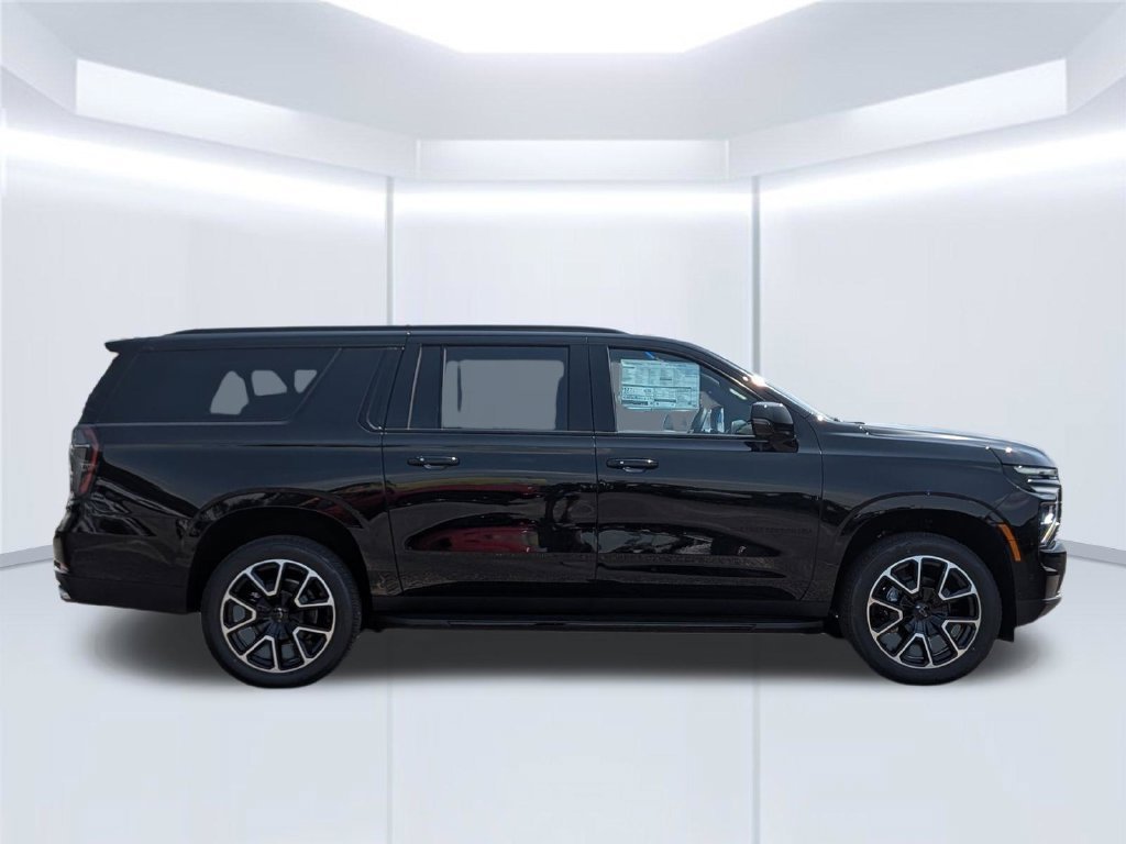 New 2026 Chevrolet Suburban RST w/ Comfort Package RWD image 7