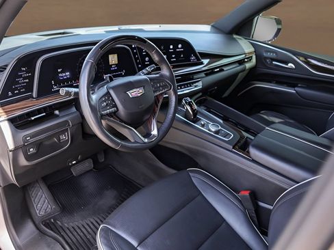 Certified 2024 Cadillac Escalade Premium Luxury RWD image 9