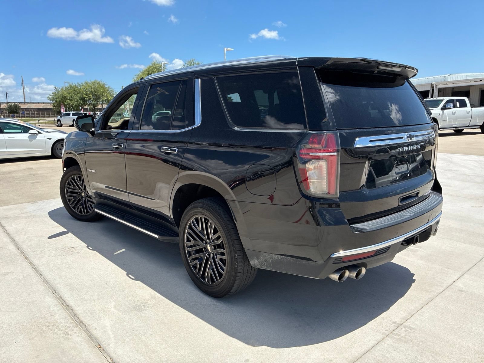 Used 2021 Chevrolet Tahoe Premier AWD/4WD image 5
