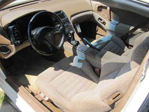 Used 1990 Nissan 300ZX GS RWD image 12