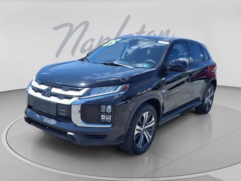 Used 2025 Mitsubishi Outlander Sport LE AWD/4WD image 3