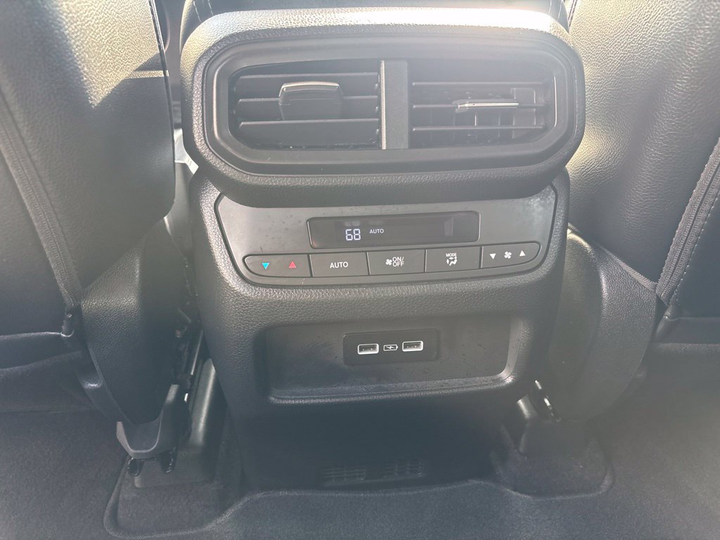 Used 2023 Honda Pilot EX-L image 21