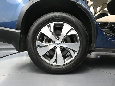 Used 2021 Subaru Ascent Premium w/ Convenience Package image 15