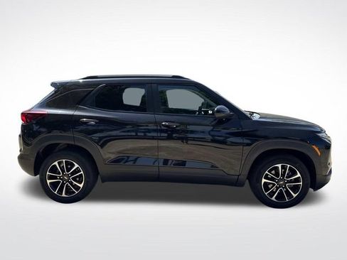 Used 2025 Chevrolet TrailBlazer LT FWD image 11